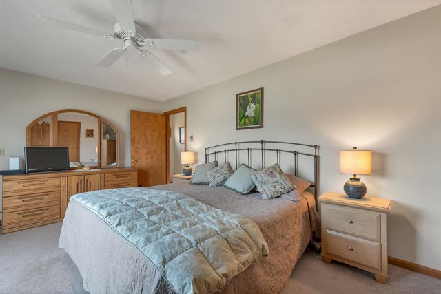 60 Weirs Rd Unit E1, Gilford, NH 03249