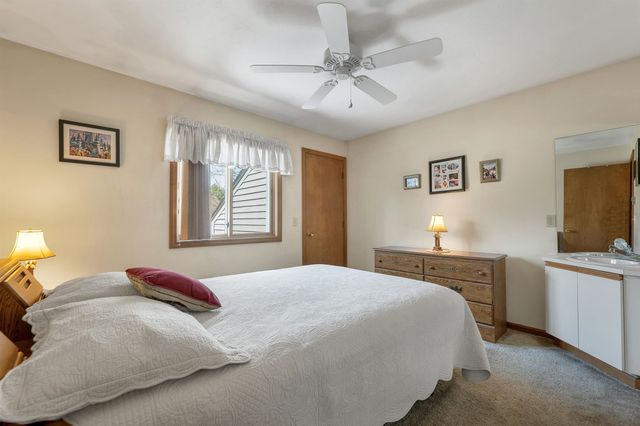 60 Weirs Rd Unit E1, Gilford, NH 03249