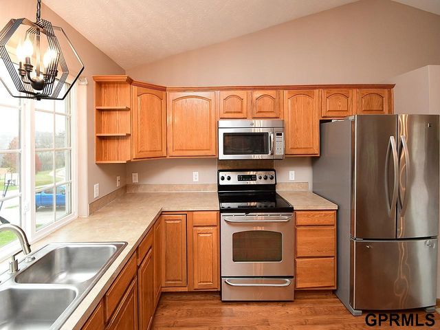 2807 Yorktown Street, Bellevue, NE 68123