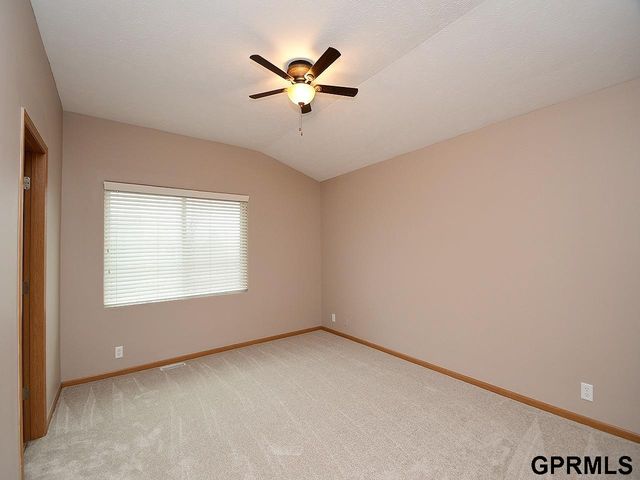 2807 Yorktown Street, Bellevue, NE 68123