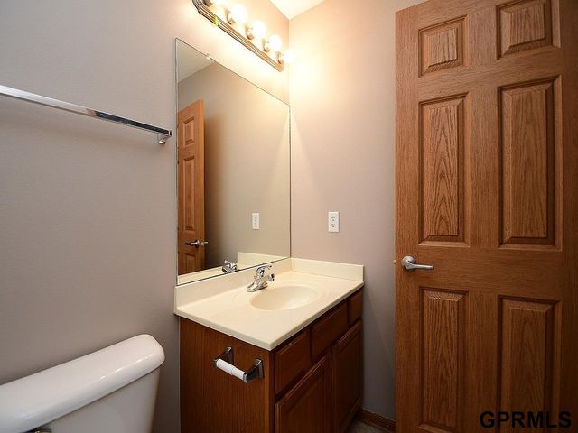 2807 Yorktown Street, Bellevue, NE 68123