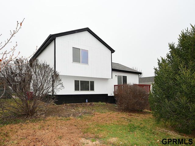 2807 Yorktown Street, Bellevue, NE 68123