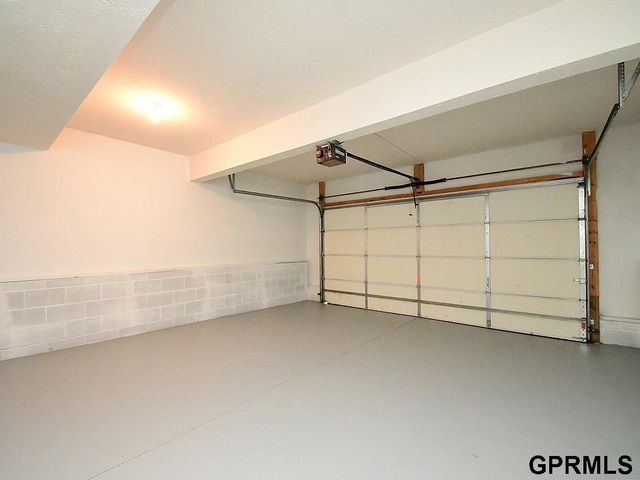 2807 Yorktown Street, Bellevue, NE 68123