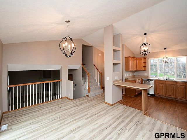 2807 Yorktown Street, Bellevue, NE 68123