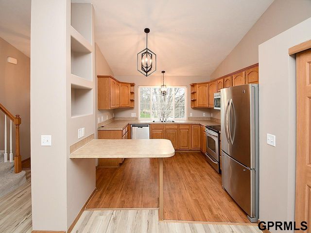 2807 Yorktown Street, Bellevue, NE 68123