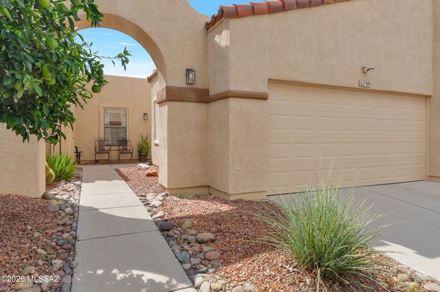 709 W Sunlight Lane, Tucson, AZ 85704