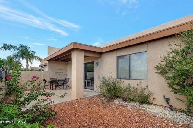 709 W Sunlight Lane, Tucson, AZ 85704