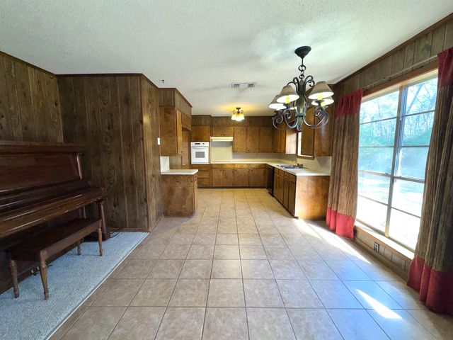 1409 Success, Carthage, TX 75633