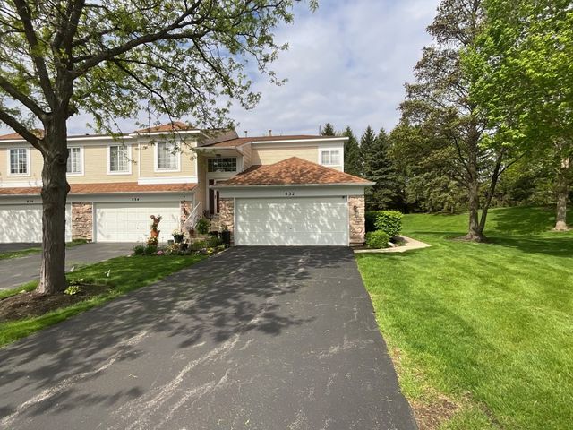 832 Coronado Court 832, Elgin, IL 60123