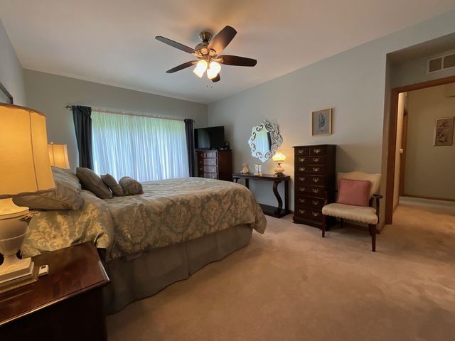 832 Coronado Court 832, Elgin, IL 60123