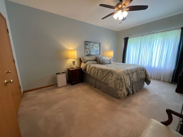832 Coronado Court 832, Elgin, IL 60123