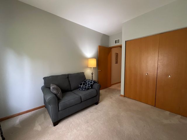 832 Coronado Court 832, Elgin, IL 60123
