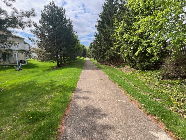 832 Coronado Court 832, Elgin, IL 60123