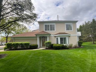 832 Coronado Court 832, Elgin, IL 60123