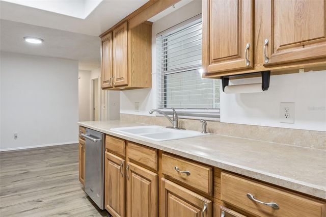 706 VANDERGRIFT DRIVE, Ocoee, FL 34761