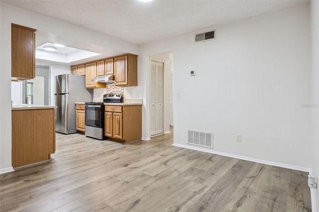 706 VANDERGRIFT DRIVE, Ocoee, FL 34761