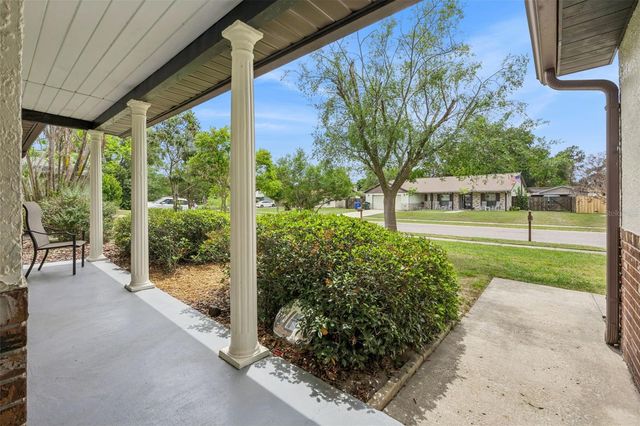 706 VANDERGRIFT DRIVE, Ocoee, FL 34761