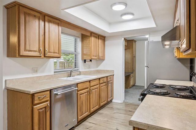 706 VANDERGRIFT DRIVE, Ocoee, FL 34761