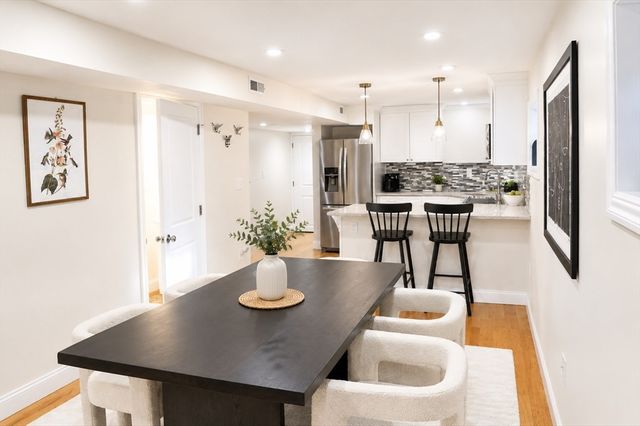 466-468 Medford St 2, Somerville, MA 02145