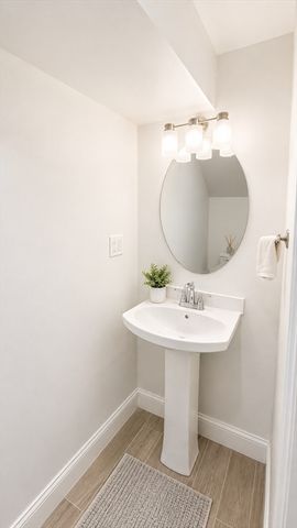 466-468 Medford St 2, Somerville, MA 02145