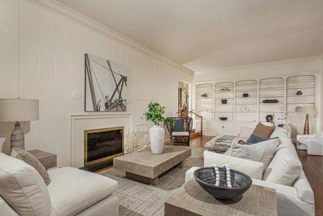 1920 Spindrift Drive, La Jolla, CA 92037