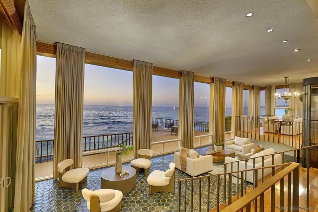 1920 Spindrift Drive, La Jolla, CA 92037
