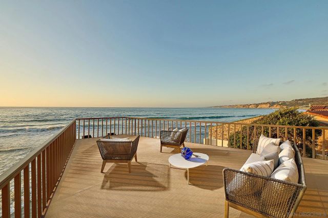 1920 Spindrift Drive, La Jolla, CA 92037