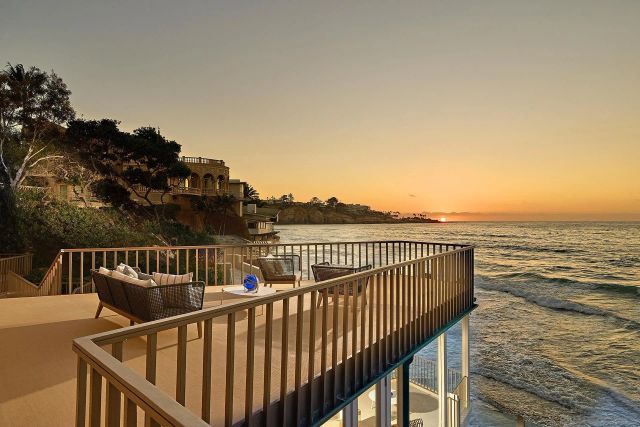 1920 Spindrift Drive, La Jolla, CA 92037