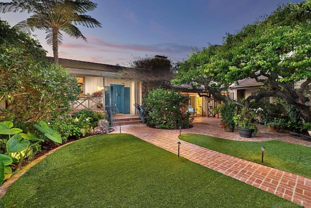 1920 Spindrift Drive, La Jolla, CA 92037