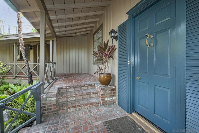 1920 Spindrift Drive, La Jolla, CA 92037