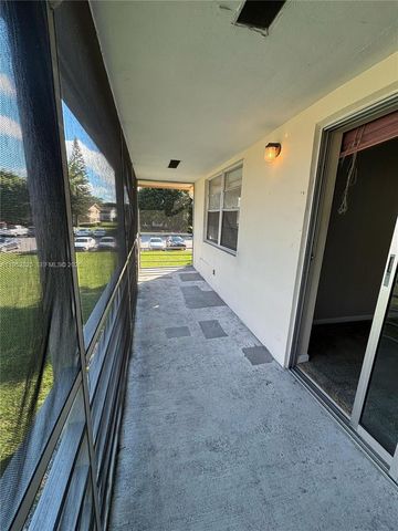 179 Canterbury H, West Palm Beach, FL 33417