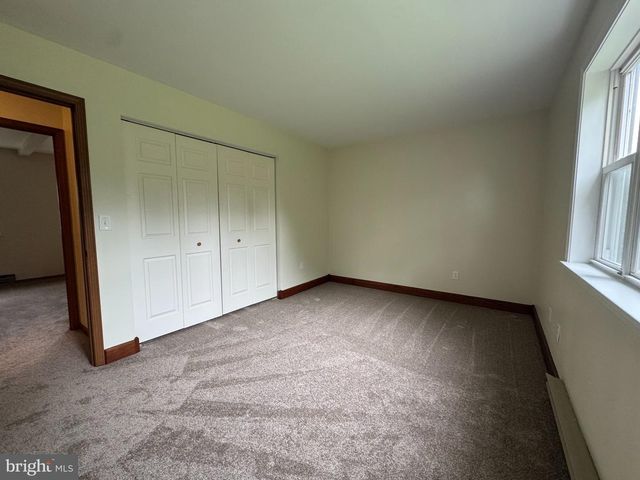 801 MOUNTAIN VIEW ST, Harrisburg, PA 17112