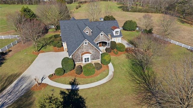 220 McKenzie Bridge Road, Carrollton, GA 30116