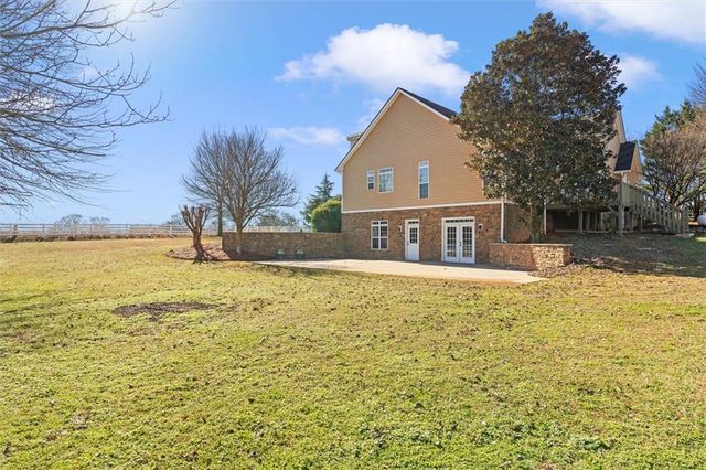 220 McKenzie Bridge Road, Carrollton, GA 30116