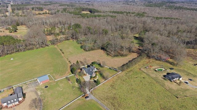 220 McKenzie Bridge Road, Carrollton, GA 30116