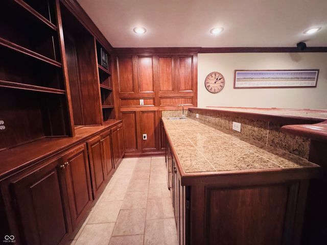 11446 Sutton Place Drive W, Carmel, IN 46032