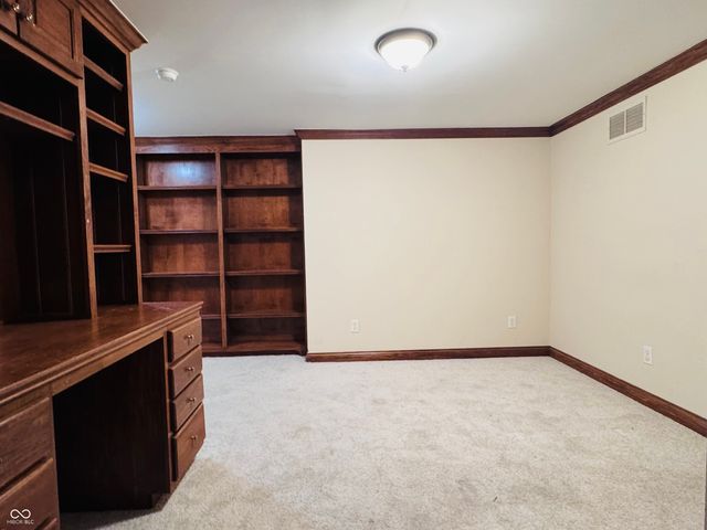 11446 Sutton Place Drive W, Carmel, IN 46032