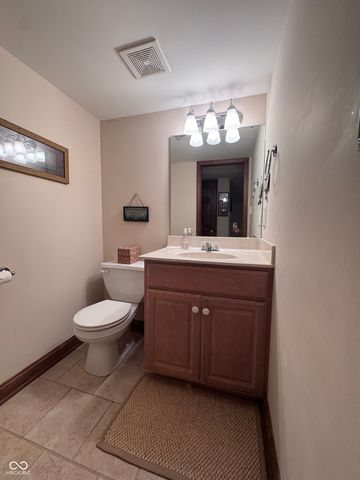 11446 Sutton Place Drive W, Carmel, IN 46032