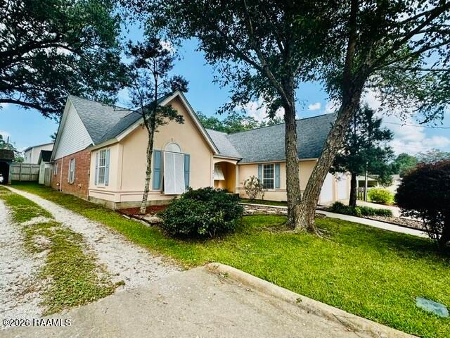 1915 Alonzo Street, Opelousas, LA 70570