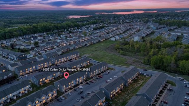 6055 Cullen Dr, La Vergne, TN 37086
