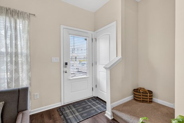 6055 Cullen Dr, La Vergne, TN 37086
