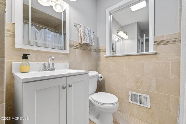 214 Davis Avenue, Forked River, NJ 08731