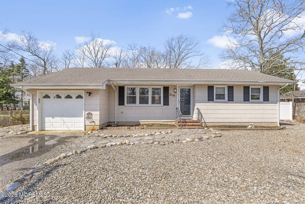 214 Davis Avenue, Forked River, NJ 08731