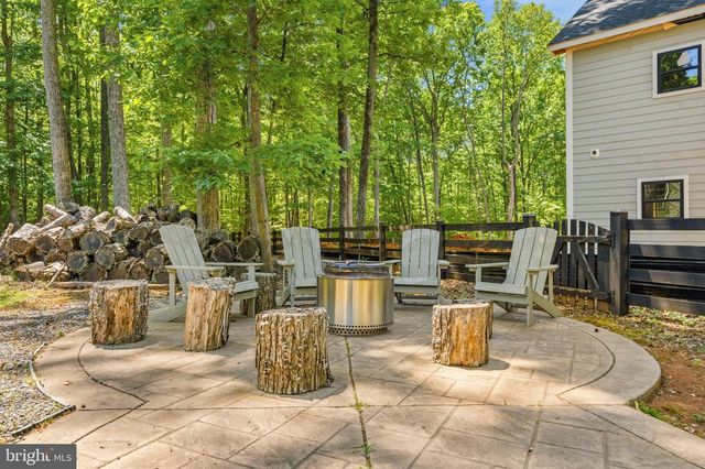 35 RETRIEVER CT, Bumpass, VA 23024