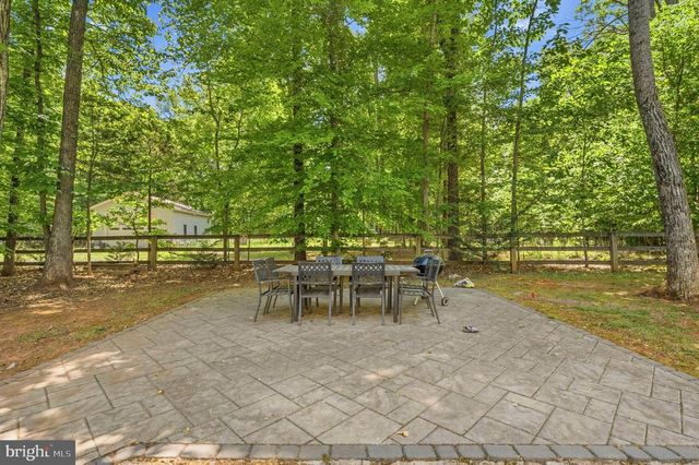 35 RETRIEVER CT, Bumpass, VA 23024