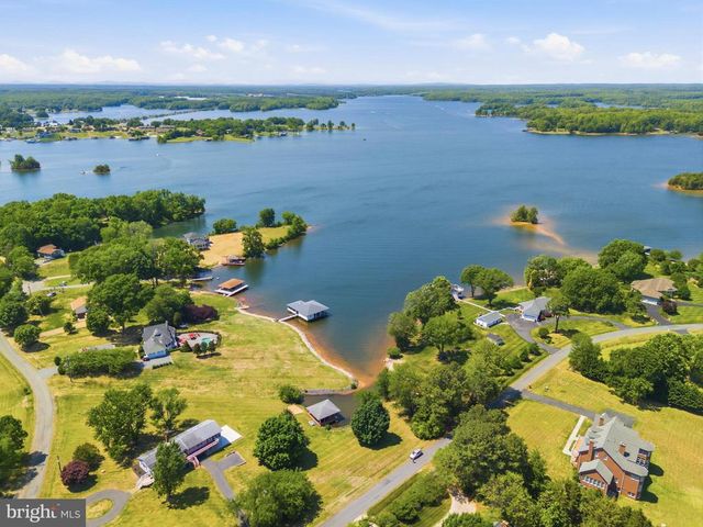 35 RETRIEVER CT, Bumpass, VA 23024