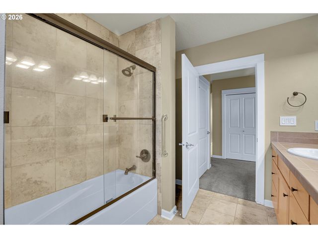 11626 Se WINGSPAN Way 6A, Happy Valley, OR 97086