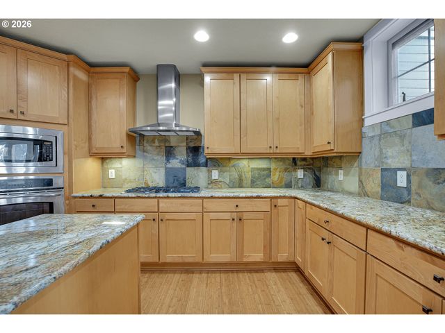 11626 Se WINGSPAN Way 6A, Happy Valley, OR 97086