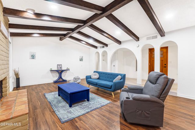501 PALMARY Drive, El Paso, TX 79912