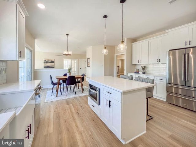 1400 N LIMEKILN PIKE, Chalfont, PA 18914